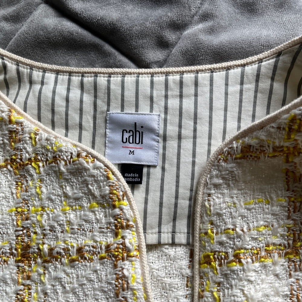 Mini Tweed Jacket - Picture 2 of 6